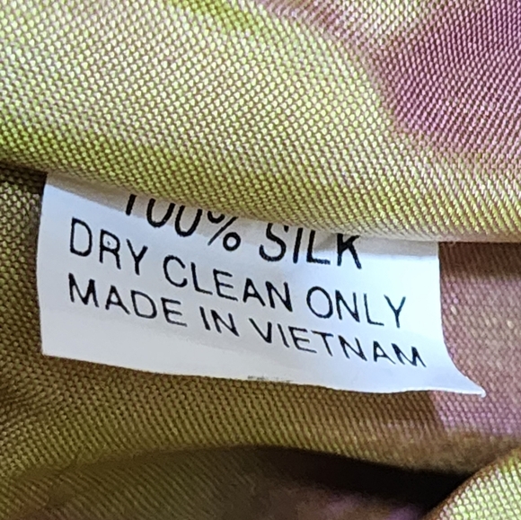 The Silk Trading Co.  100% Silk Embroidered Purse - Picture 10 of 16